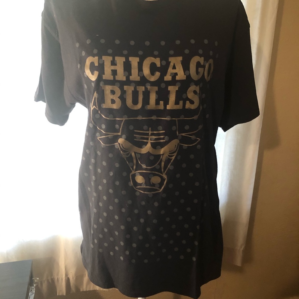 NBA Chicago Bulls Gold Shirt